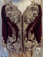 Karakou enfant Bordeaux élégant et raffiné – Image 3